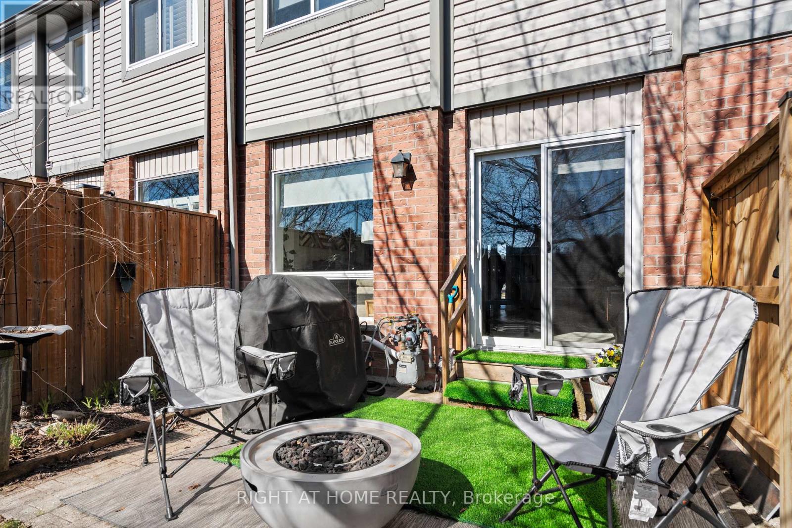 41 - 2088 Leanne Boulevard, Mississauga, Ontario  L5K 2S7 - Photo 34 - W12868794