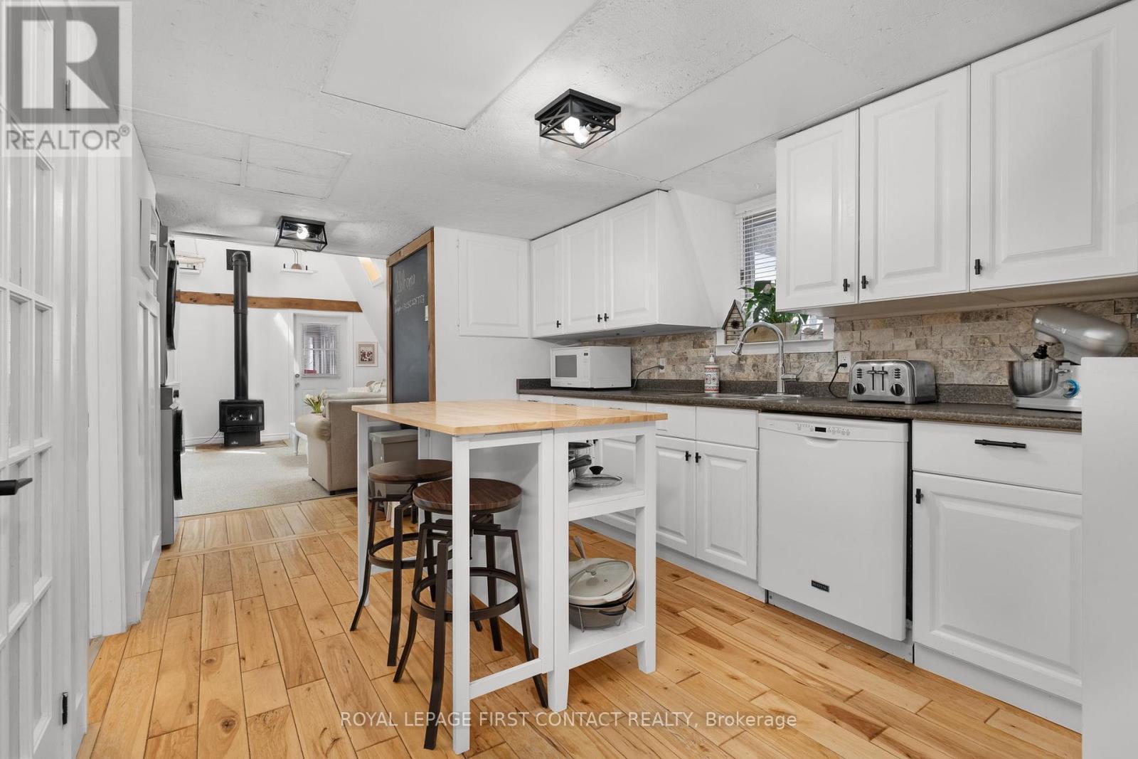 1073 Cedar Beach Road, Bracebridge, Ontario  P1L 1W8 - Photo 8 - X12868808