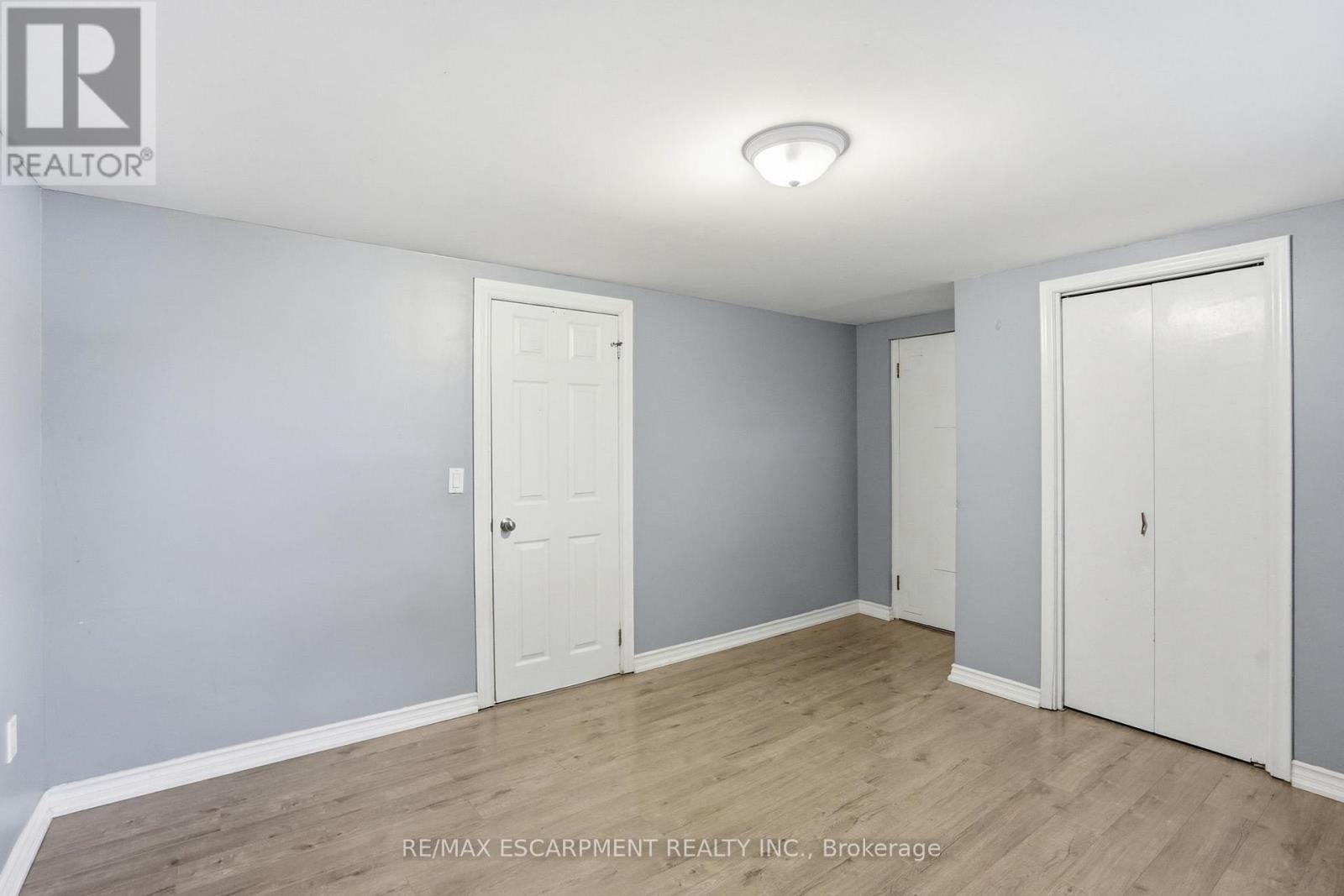 11 Alison Avenue, Waterloo, Ontario  N1R 1M8 - Photo 26 - X12868818