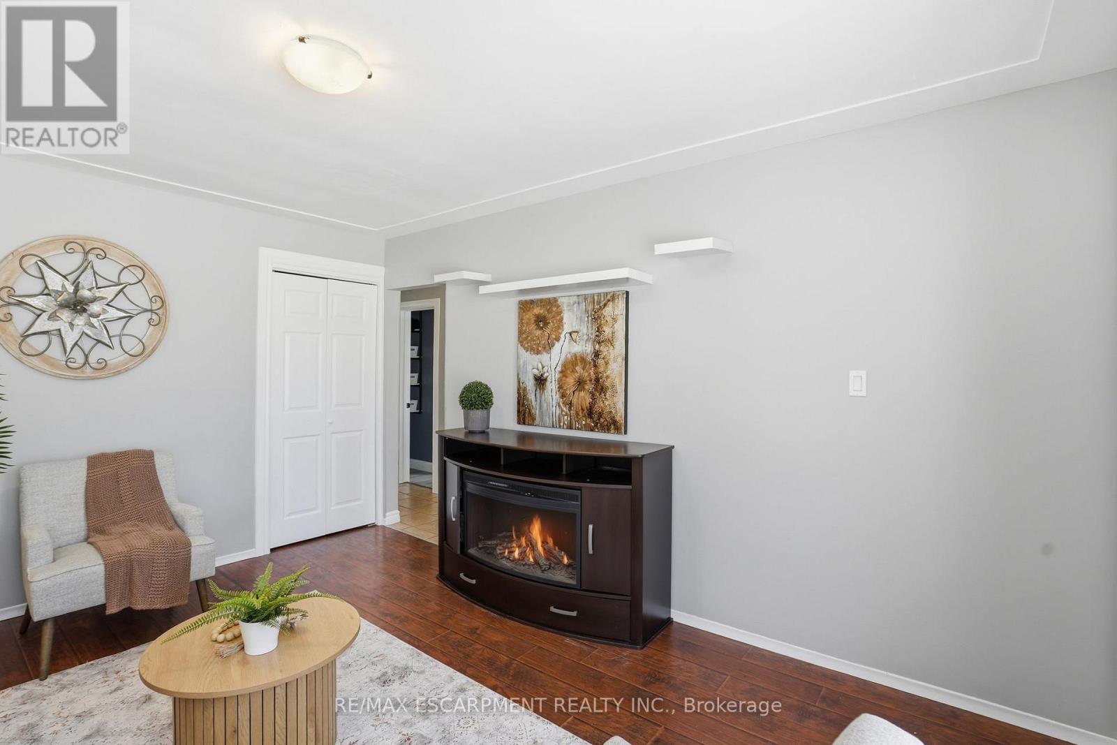 11 Alison Avenue, Waterloo, Ontario  N1R 1M8 - Photo 7 - X12868818