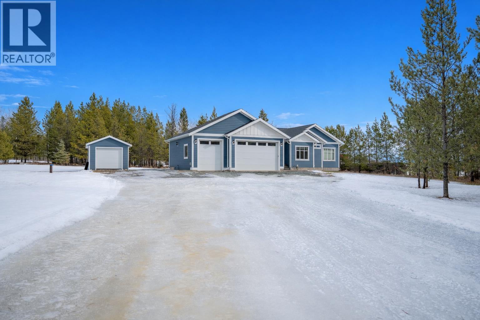 11620 Musa Road, Prince George, British Columbia  V2N 5A9 - Photo 1 - R3098343