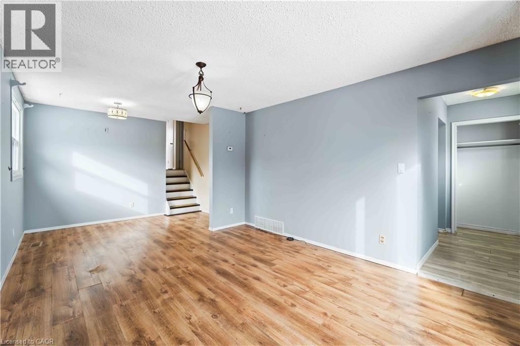 549 Lakeview Road, Fort Erie, Ontario  L2A 4W5 - Photo 11 - 40811285