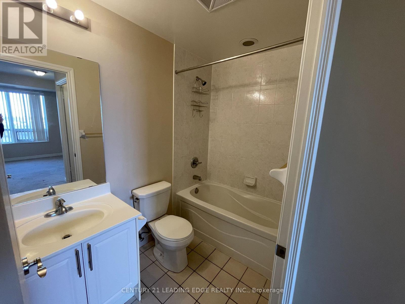 1402 - 135 Wynford Drive, Toronto, Ontario  M3C 0J4 - Photo 14 - C12850742