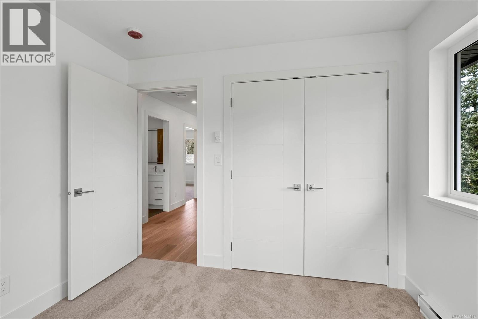 4 1559 Ash Rd, Saanich, British Columbia V8N 2S9 - Photo 47 - 1028112