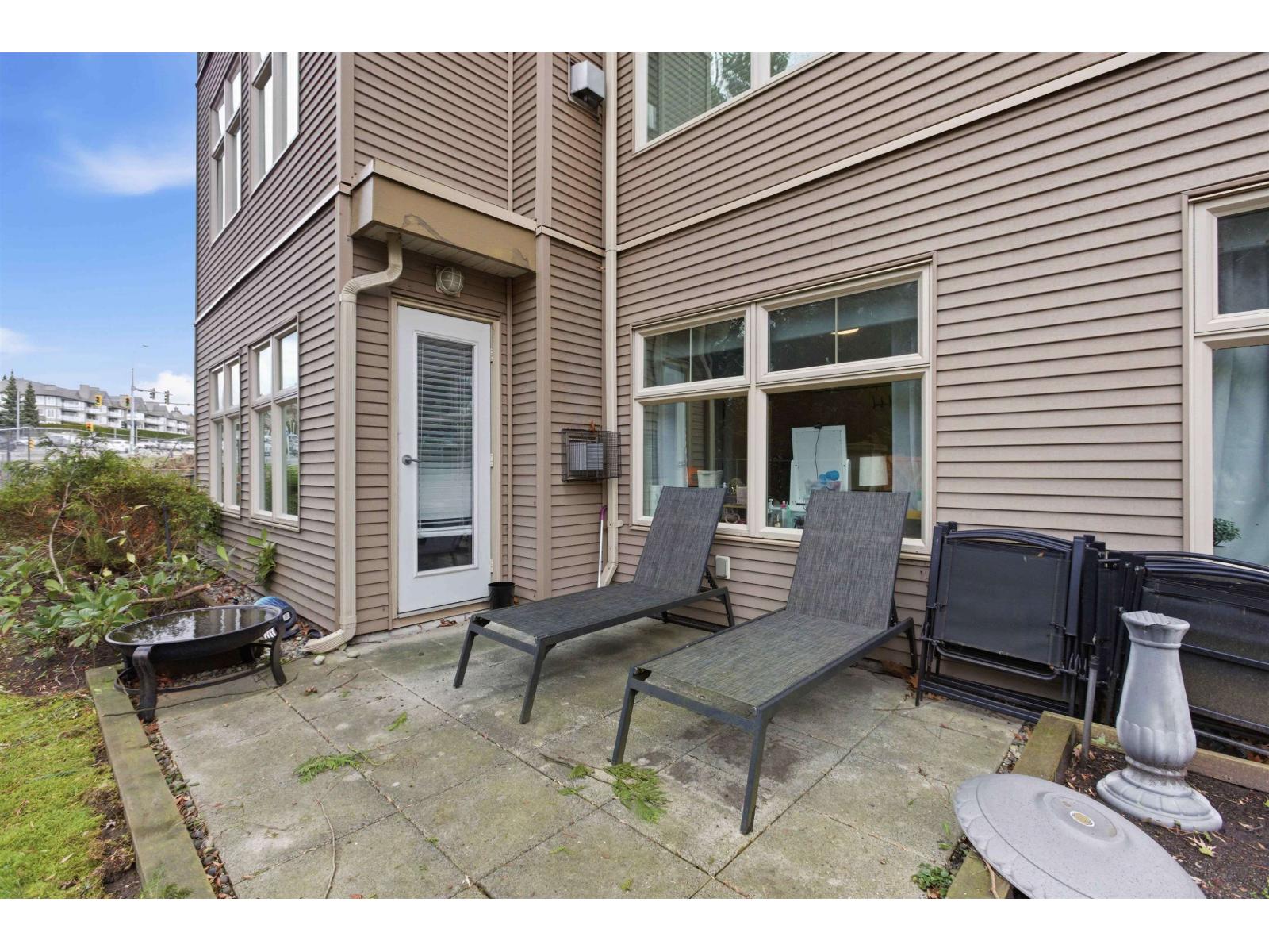 114 15220 Guildford Drive, Surrey, British Columbia  V3R 0Y6 - Photo 5 - R3098451