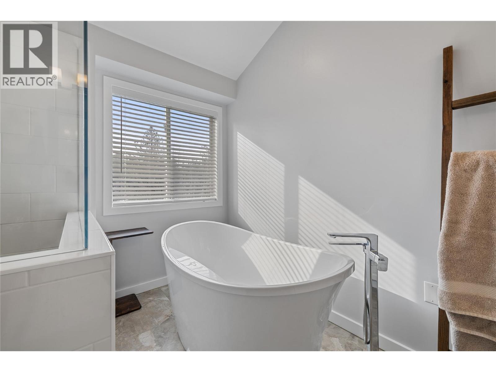 3947 Lakevale Place, Kelowna, British Columbia  V1W 3Z5 - Photo 22 - 10378792