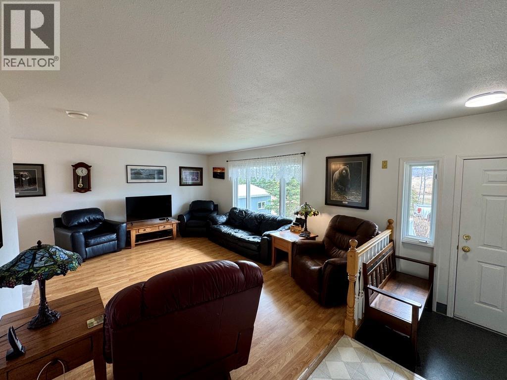 3408 Tucker Road, Dawson Creek, British Columbia  V1G 4H8 - Photo 3 - 10378938