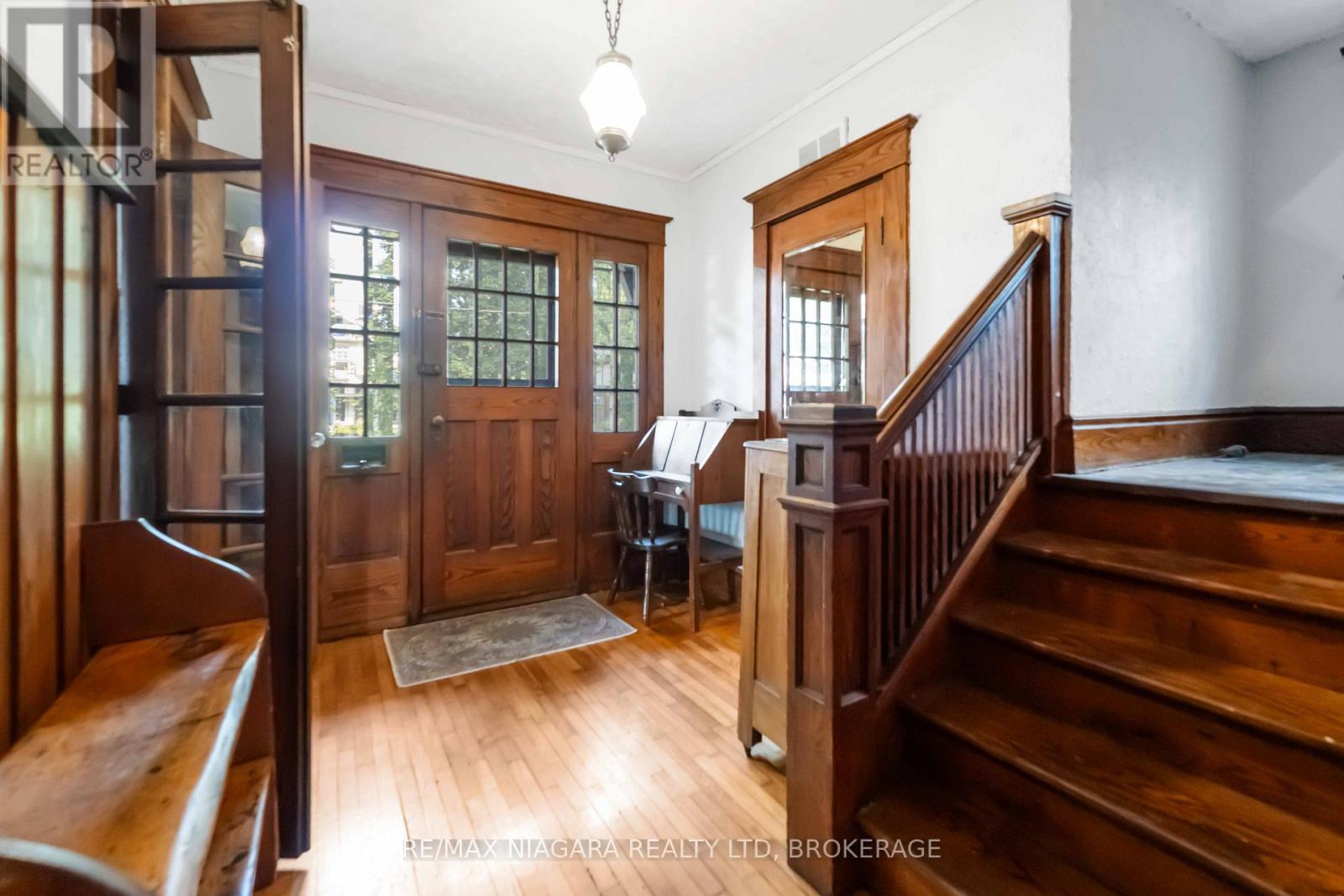 6275 Pine Grove Avenue, Niagara Falls, Ontario  L2G 4J4 - Photo 4 - X12868840