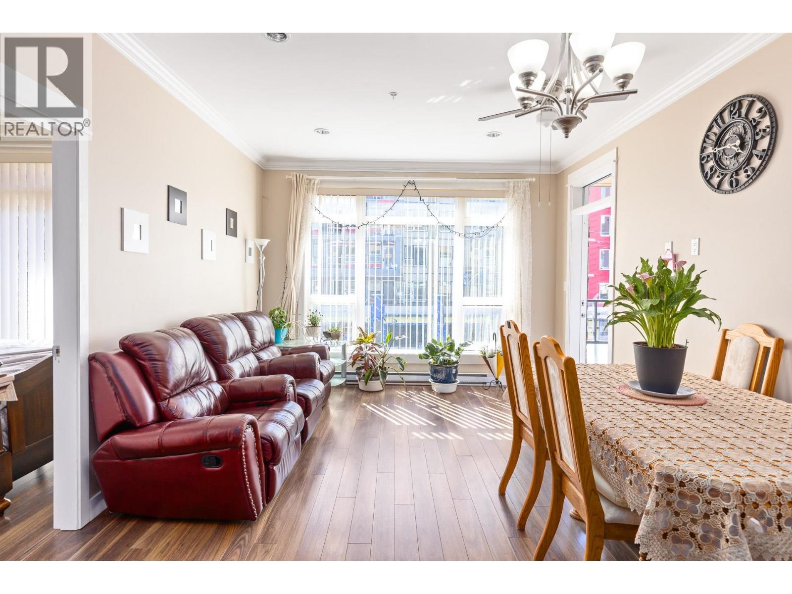 219 6888 Royal Oak Avenue, Burnaby, British Columbia  V5J 4J2 - Photo 4 - R3098474