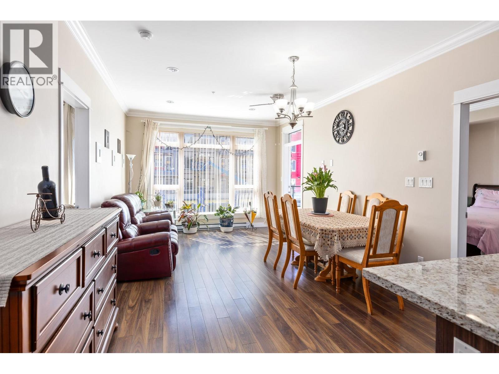 219 6888 Royal Oak Avenue, Burnaby, British Columbia  V5J 4J2 - Photo 7 - R3098474