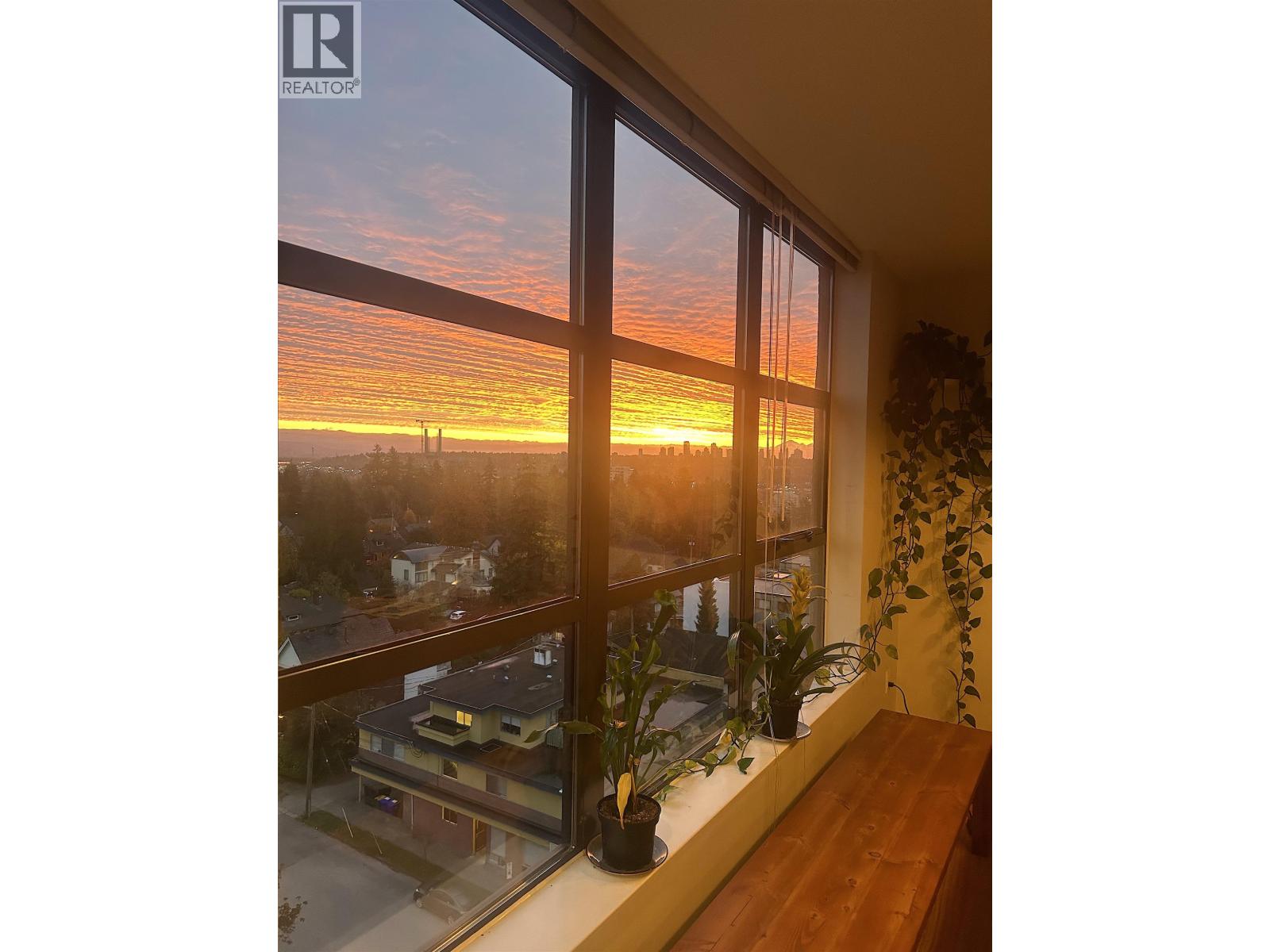 802 306 Sixth Street, New Westminster, British Columbia  V3L 0C9 - Photo 5 - R3098479