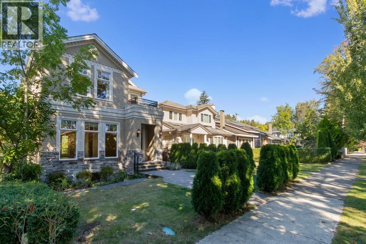 3443 W 11th Avenue, Vancouver, British Columbia  V6R 2K1 - Photo 2 - R3098476