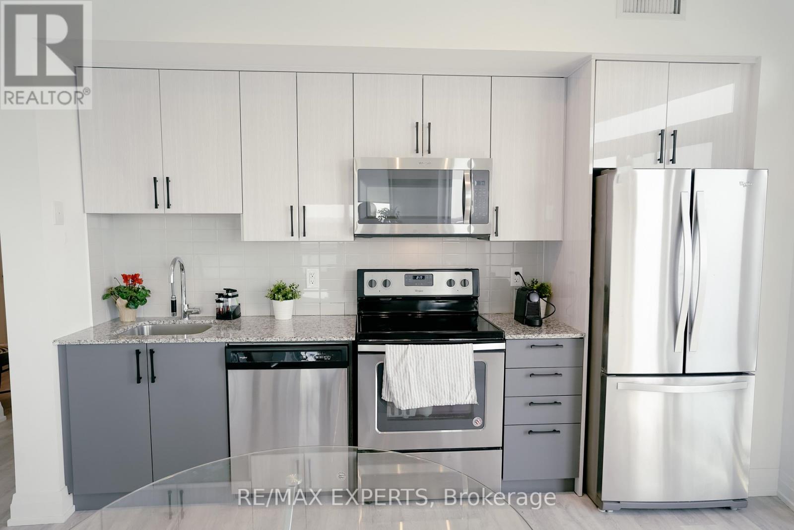 1005 - 3700 Highway 7, Vaughan, Ontario  L4L 0G8 - Photo 5 - N12868866