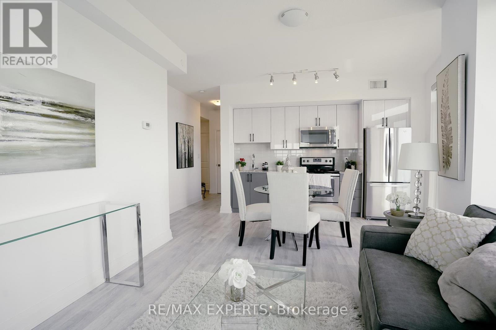 1005 - 3700 Highway 7, Vaughan, Ontario  L4L 0G8 - Photo 6 - N12868866