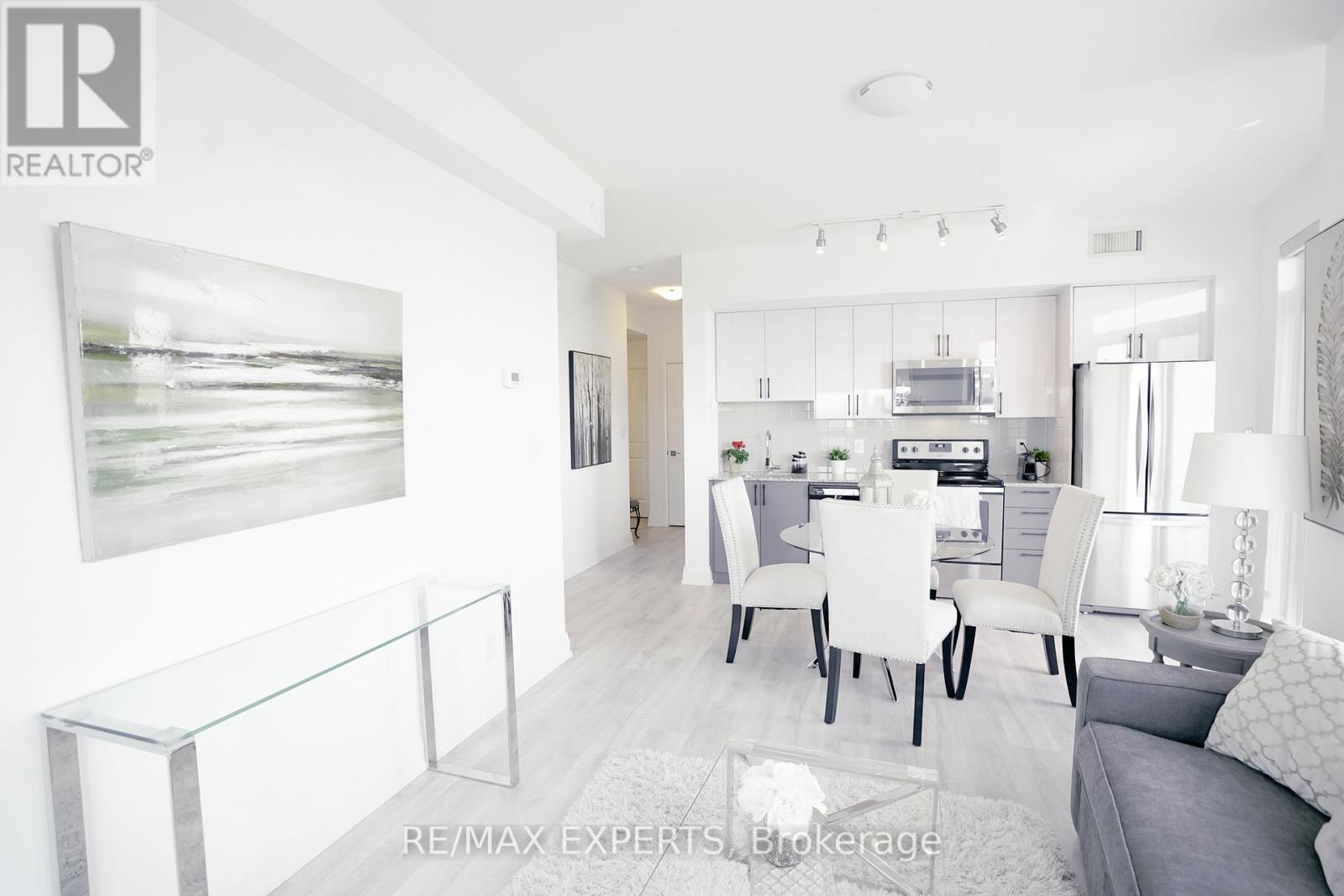 1005 - 3700 Highway 7, Vaughan, Ontario  L4L 0G8 - Photo 9 - N12868866