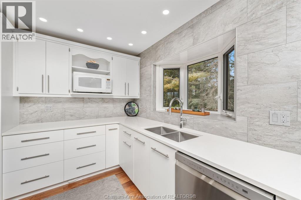 4311 Marthaville Road, Petrolia, Ontario  N0N 1R0 - Photo 10 - 26000962