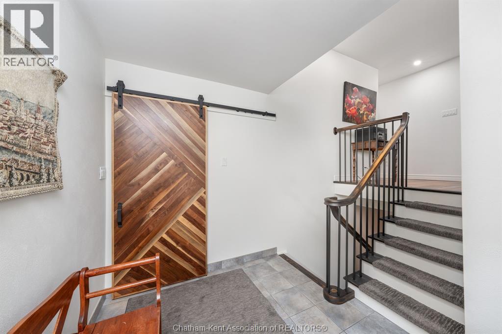 4311 Marthaville Road, Petrolia, Ontario  N0N 1R0 - Photo 7 - 26000962