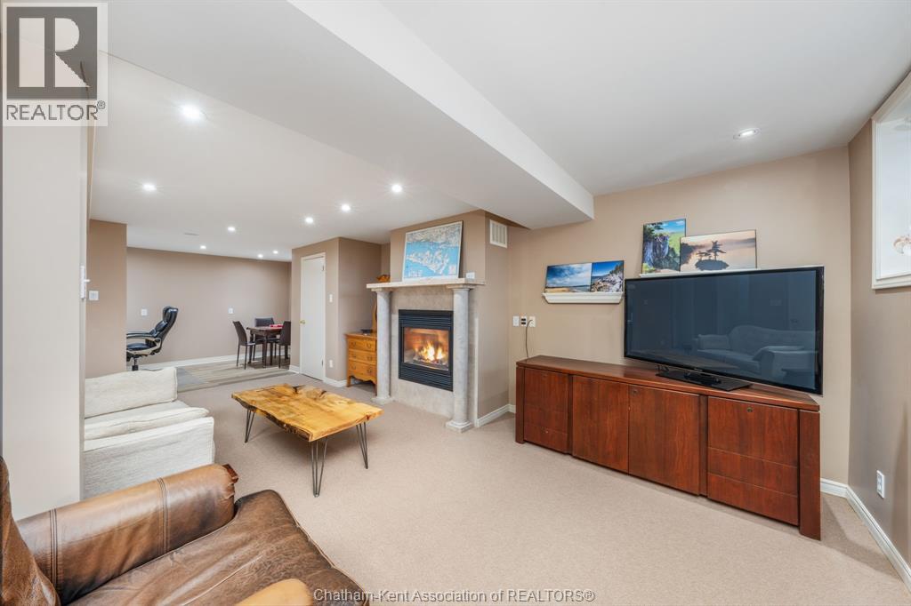 4311 Marthaville Road, Petrolia, Ontario  N0N 1R0 - Photo 26 - 26000962