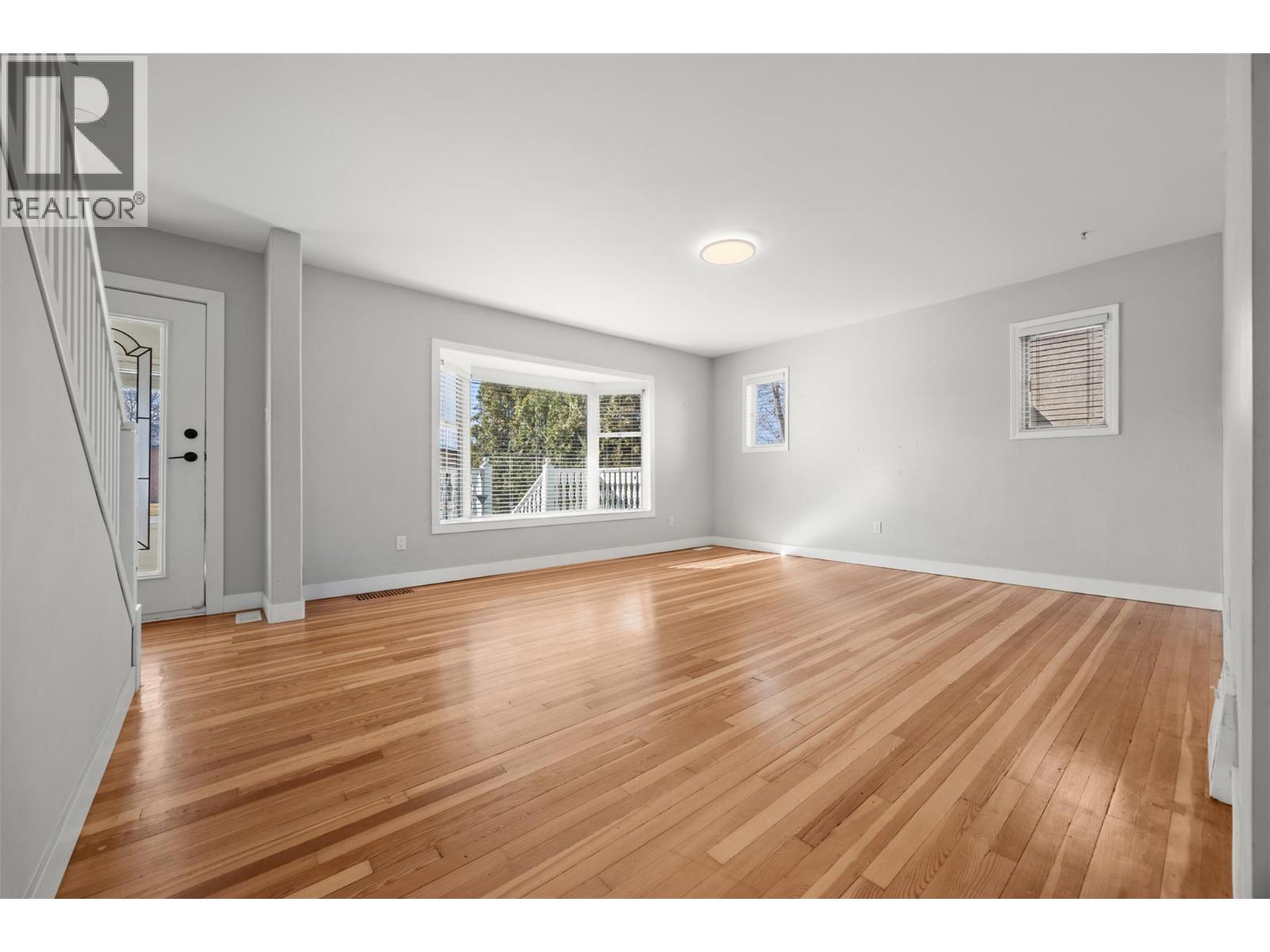 828 Sutherland Avenue, Kelowna, British Columbia  V1Y 5X5 - Photo 11 - 10378101