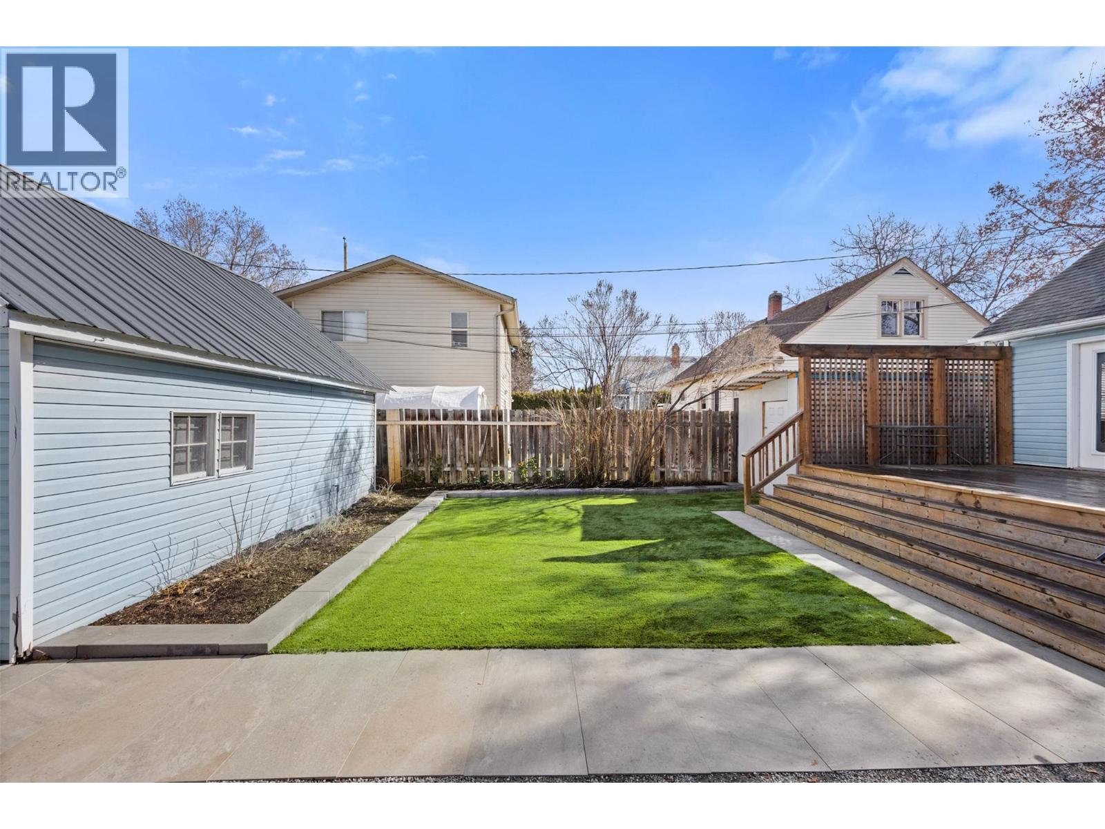 828 Sutherland Avenue, Kelowna, British Columbia  V1Y 5X5 - Photo 34 - 10378101