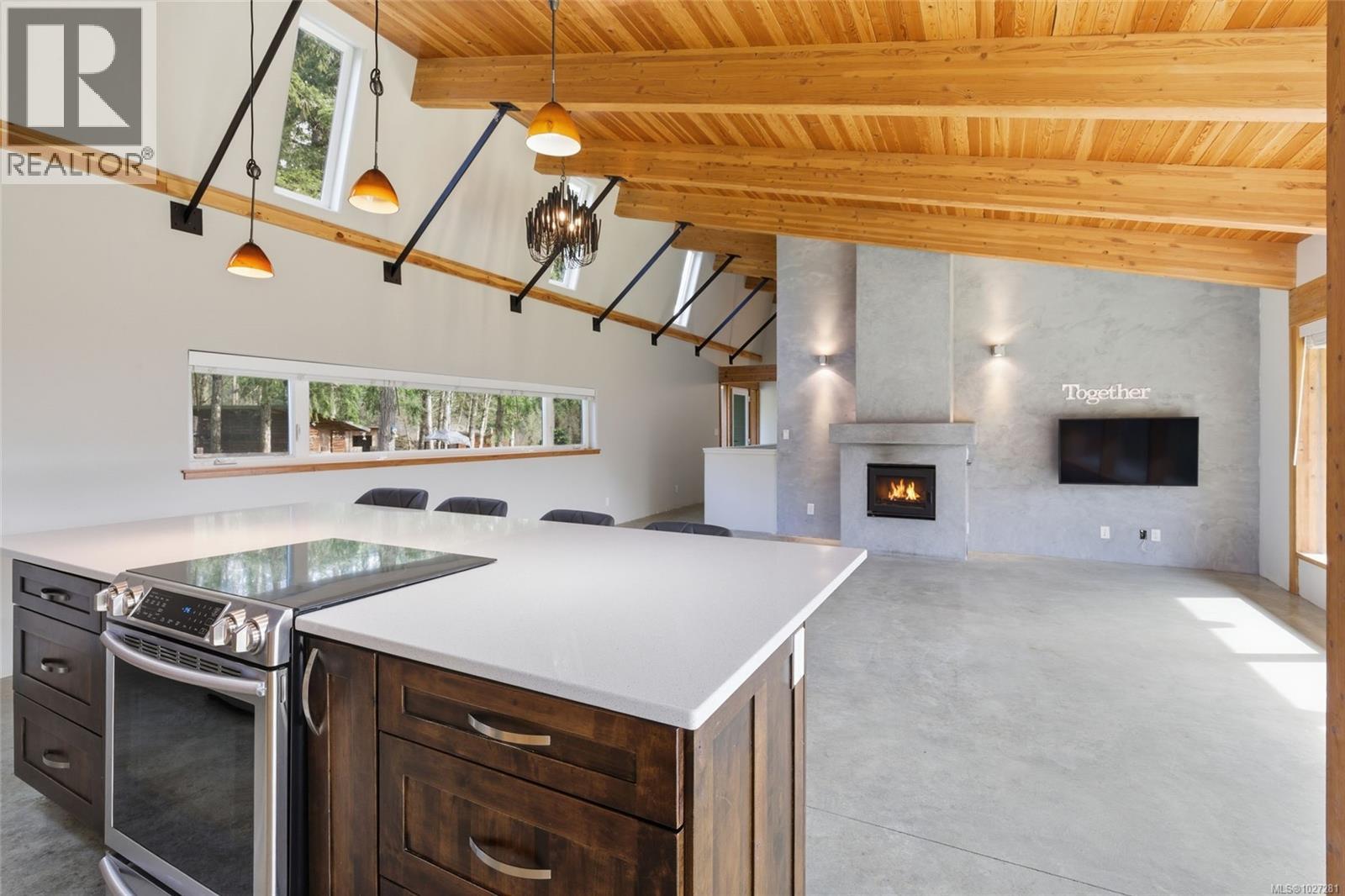 1425 Benzon Cres, Errington, British Columbia  V0R 1V0 - Photo 18 - 1027281