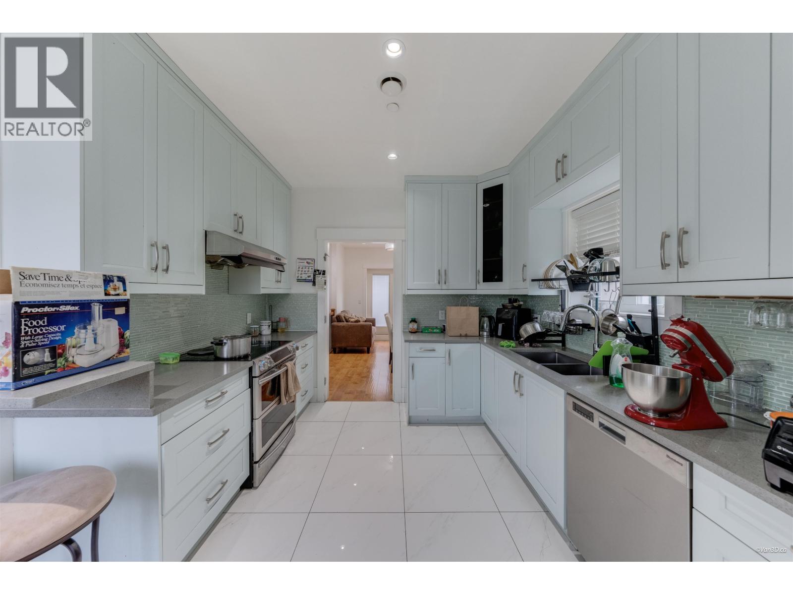 763 E 57th Avenue, Vancouver, British Columbia  V5X 1T3 - Photo 4 - R3097632