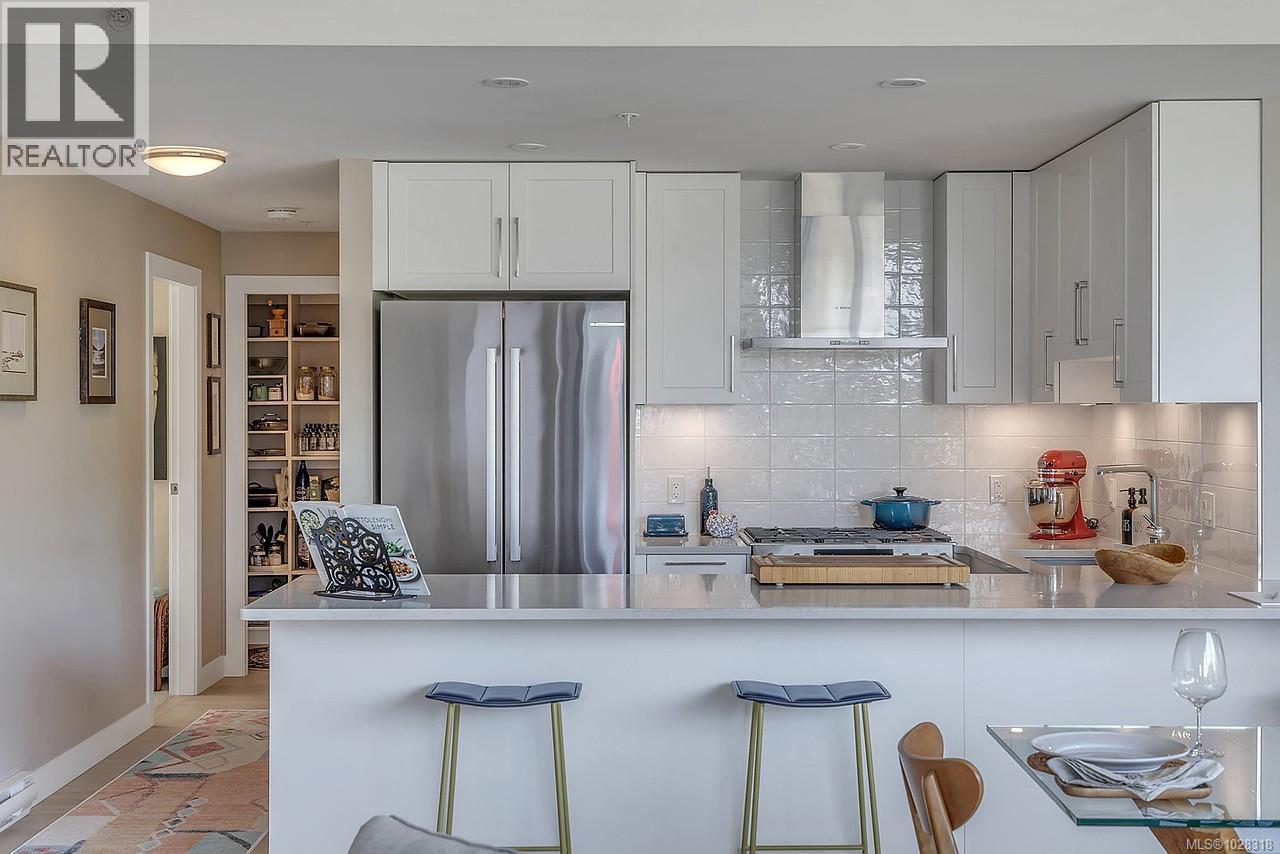 506 3529 Dolphin Dr, Nanoose Bay, British Columbia  V9P 9K1 - Photo 6 - 1028318