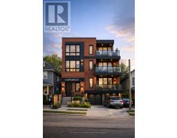 14 SPEARS STREET, Toronto, Ontario