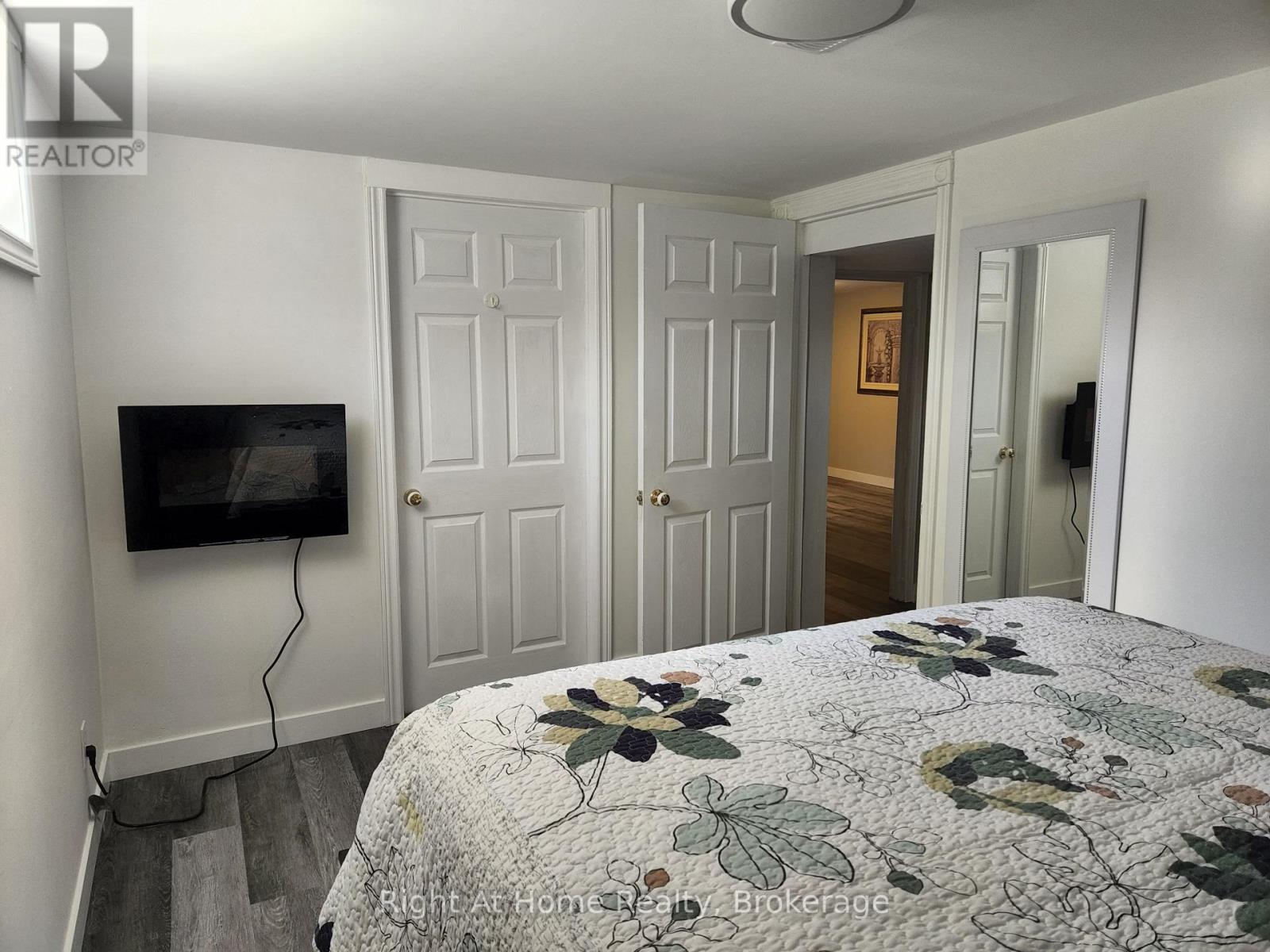 15414 Niagara Parkway, Niagara-On-The-Lake, Ontario  L0S 1J0 - Photo 7 - X12863544