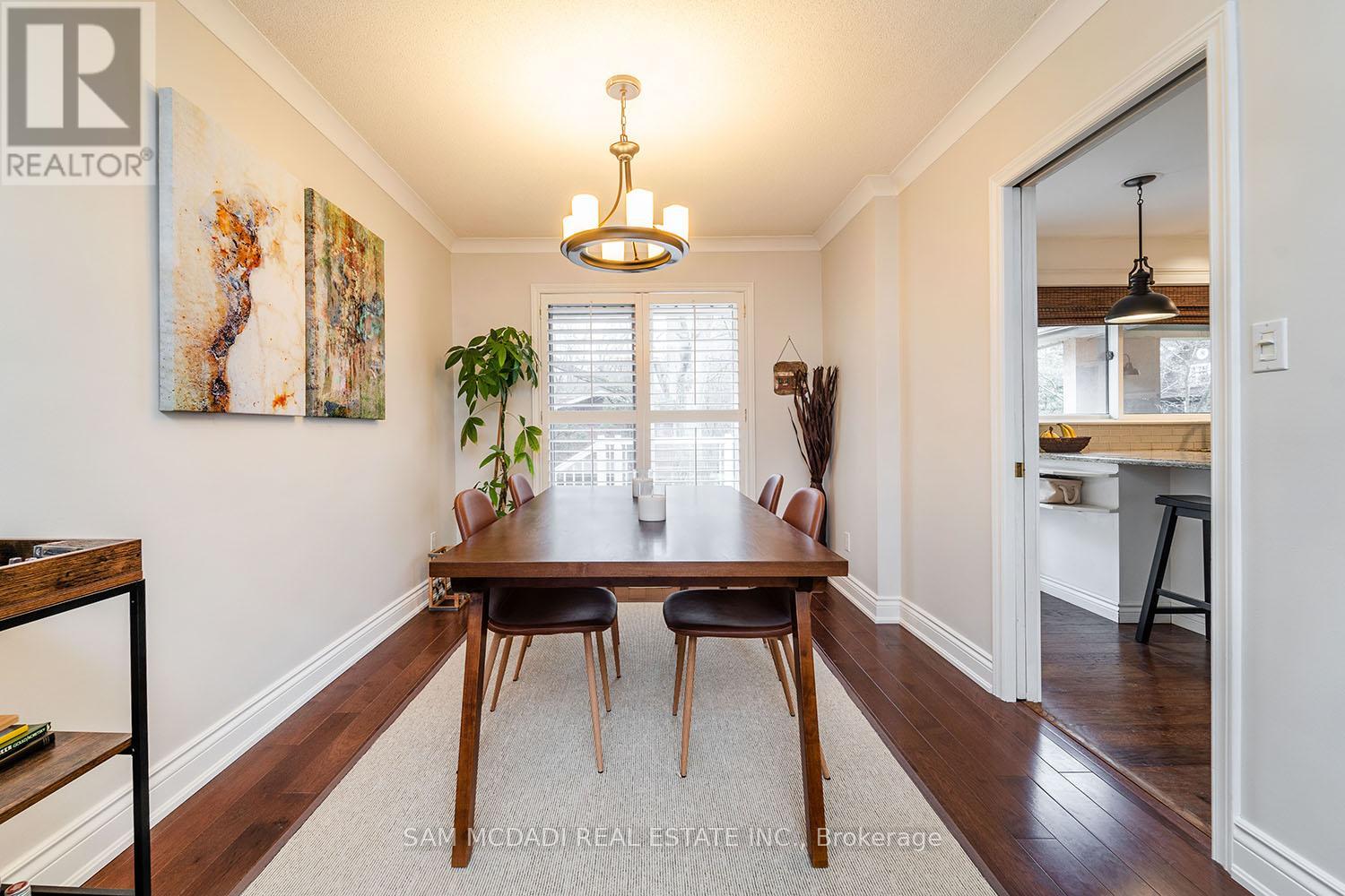 388 Ash Road, Oakville, Ontario  L6J 4P7 - Photo 14 - W12866514