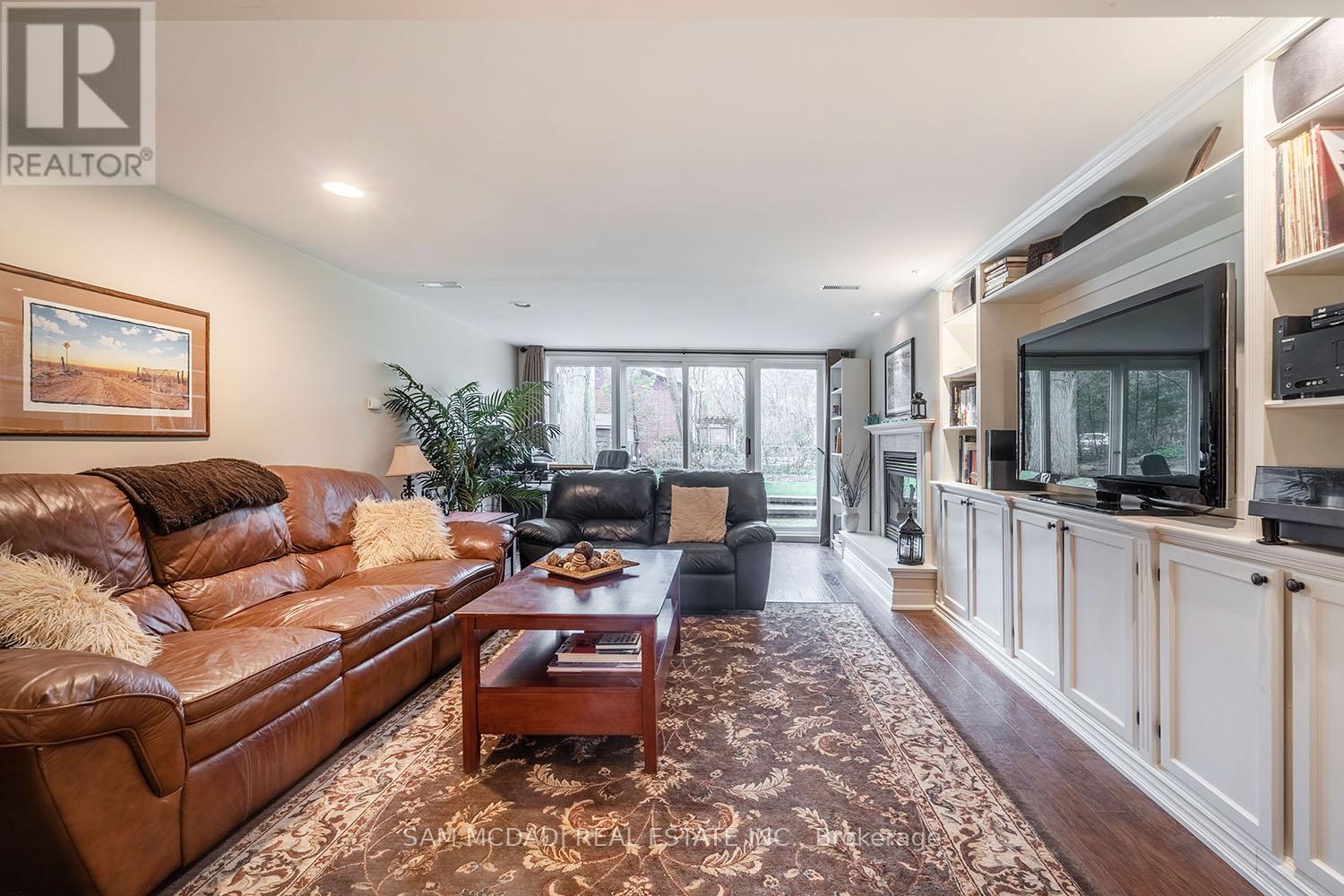 388 Ash Road, Oakville, Ontario  L6J 4P7 - Photo 24 - W12866514