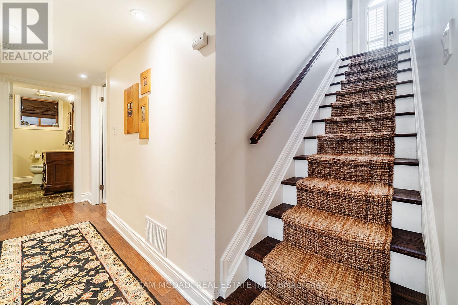 388 Ash Road, Oakville, Ontario  L6J 4P7 - Photo 23 - W12866514