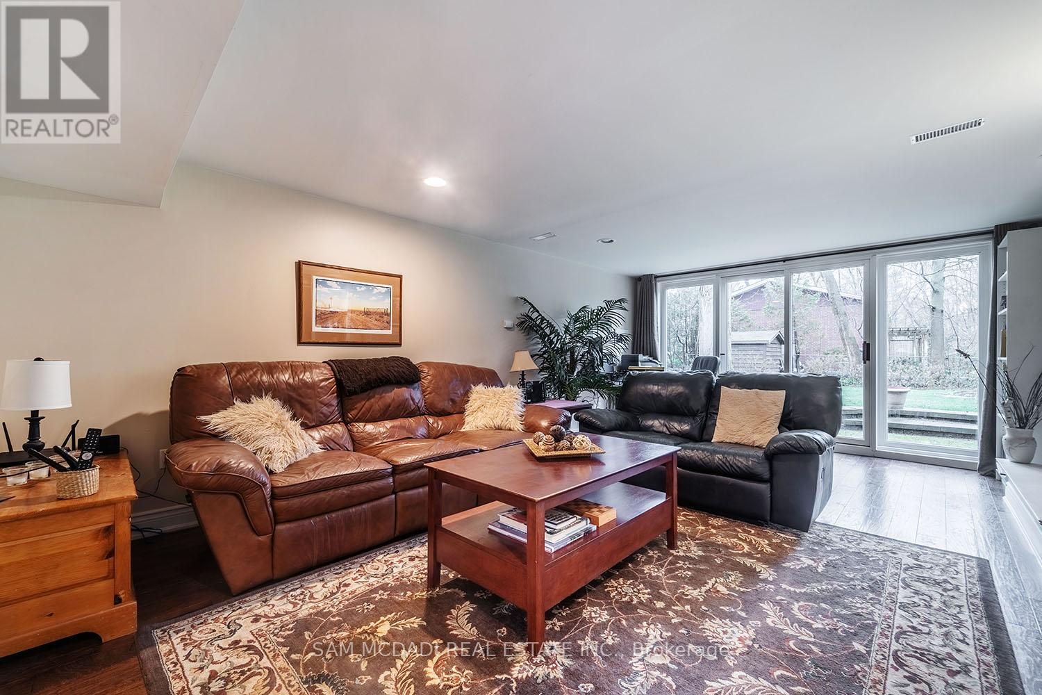 388 Ash Road, Oakville, Ontario  L6J 4P7 - Photo 25 - W12866514