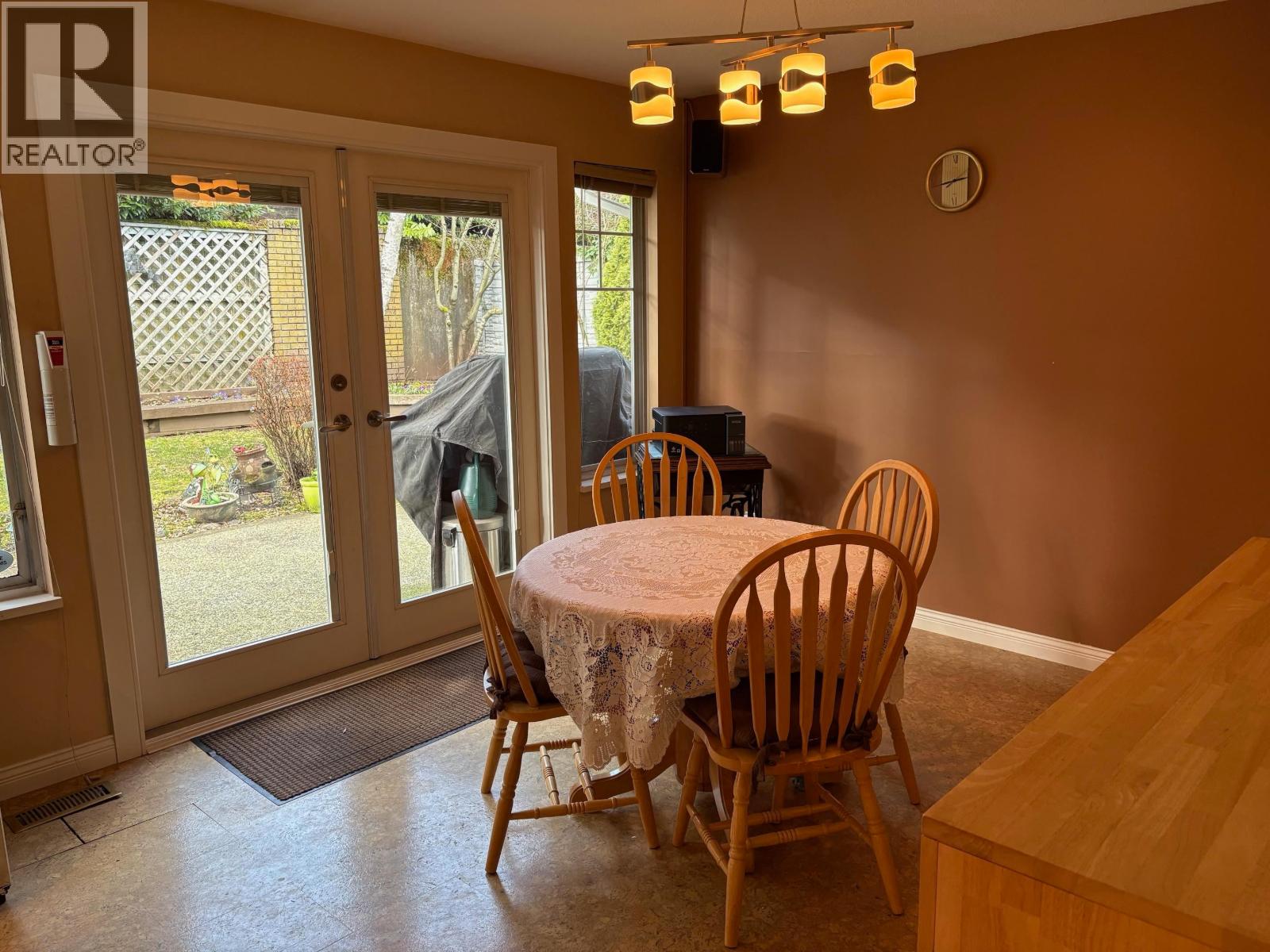 123 28 Richmond Street, New Westminster, British Columbia  V3L 5P4 - Photo 11 - R3098391