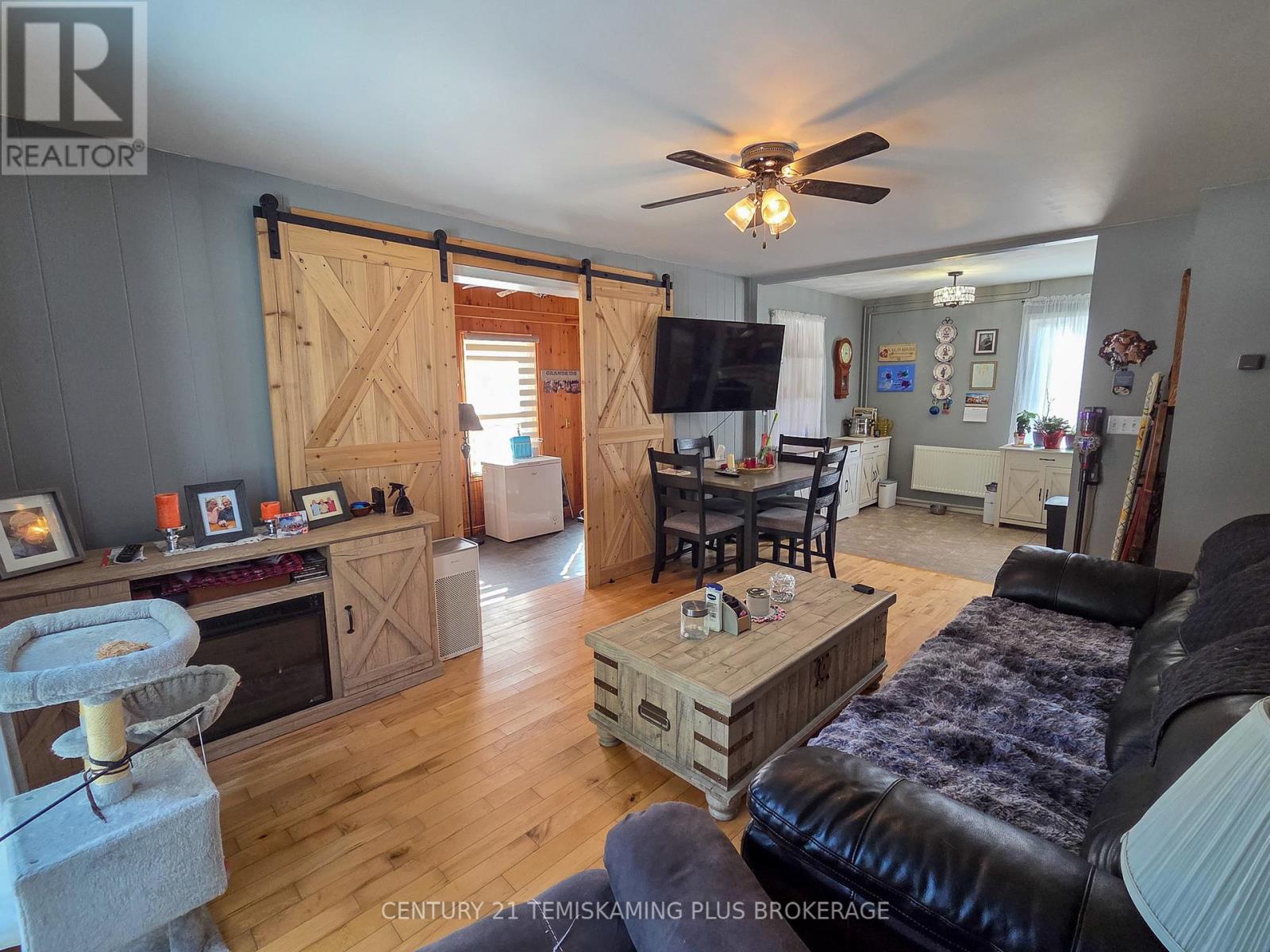 75 Seventh Avenue, Englehart, Ontario  P0J 1H0 - Photo 11 - T12868874