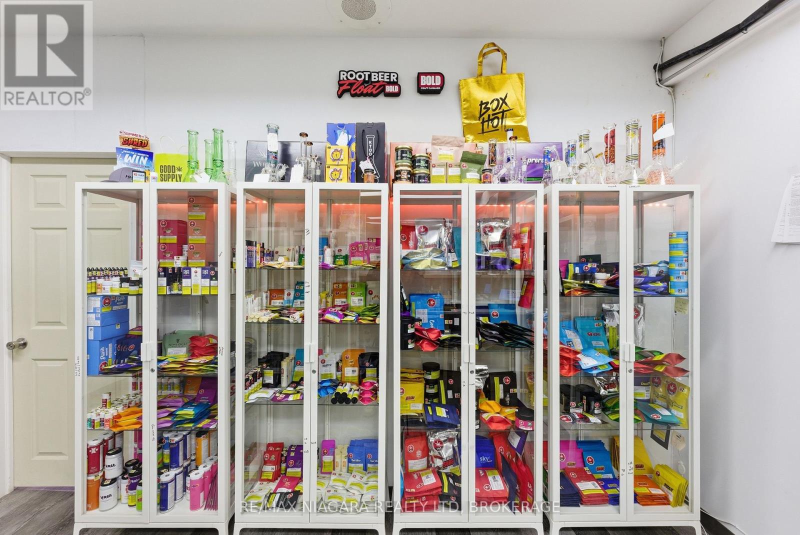 Unit A-1 - 111 Clarence Street W, Port Colborne (Sugarloaf), Ontario  L3K 3G2 - Photo 14 - X12868908