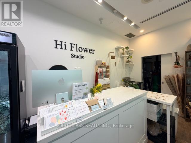 105 - 2 St. Clair Avenue E, Toronto, Ontario  M4T 2T5 - Photo 5 - C12868880
