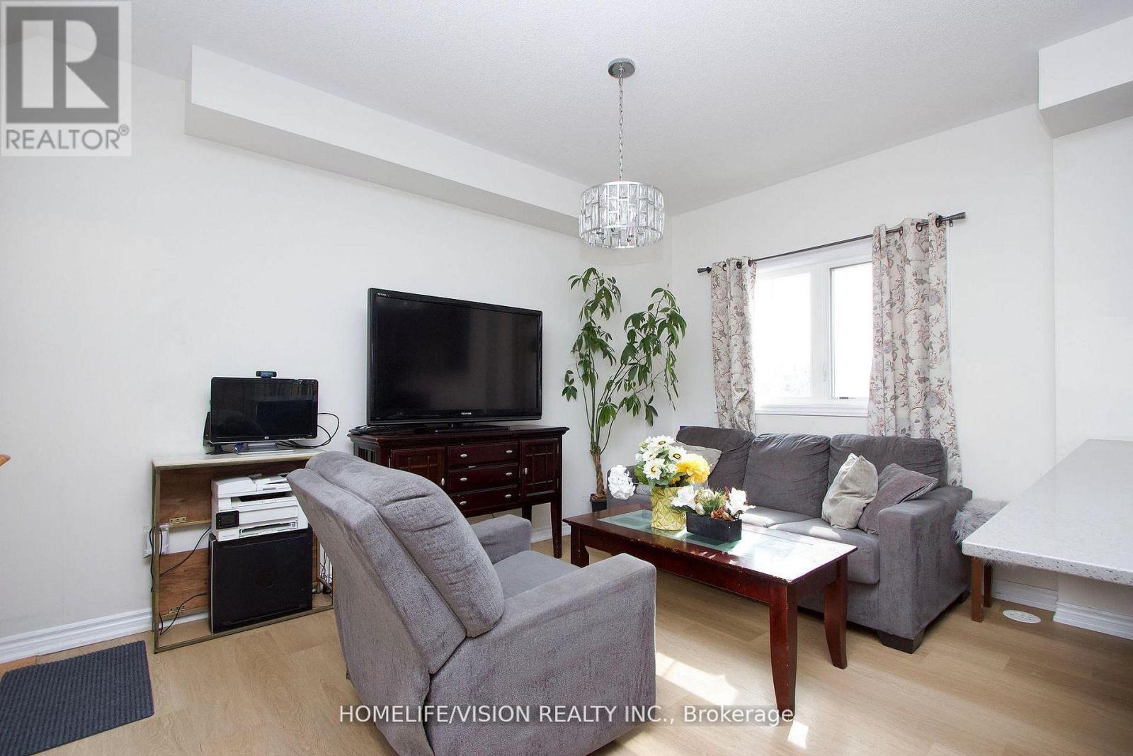 12 - 490 Beresford Path, Oshawa, Ontario  L1H 0B2 - Photo 8 - E12868904