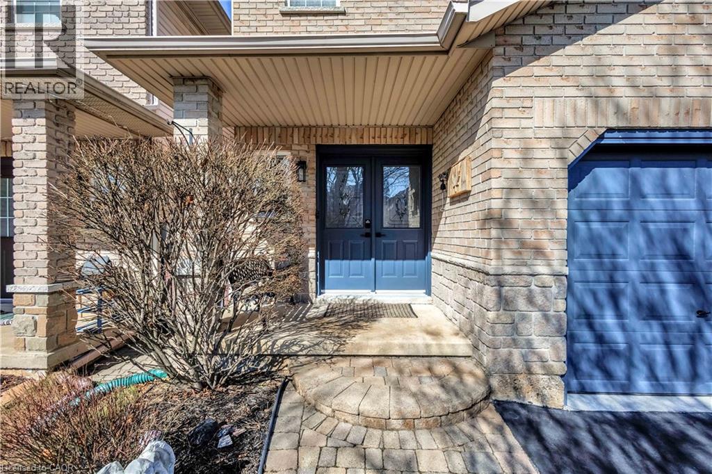 61 Kendrick Court, Ancaster, Ontario  L9G 5A5 - Photo 3 - 40811224