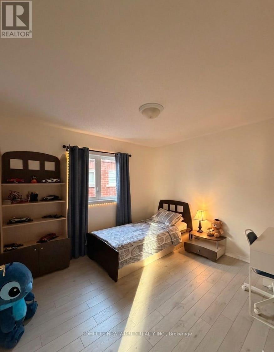 15 Hislop Drive, Markham, Ontario  L6B 0C6 - Photo 27 - N12868900