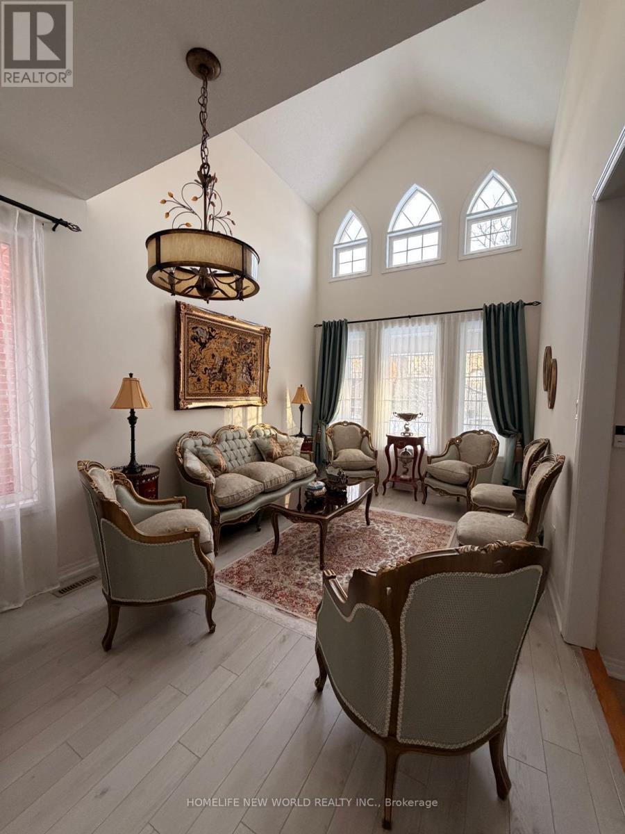 15 Hislop Drive, Markham, Ontario  L6B 0C6 - Photo 3 - N12868900