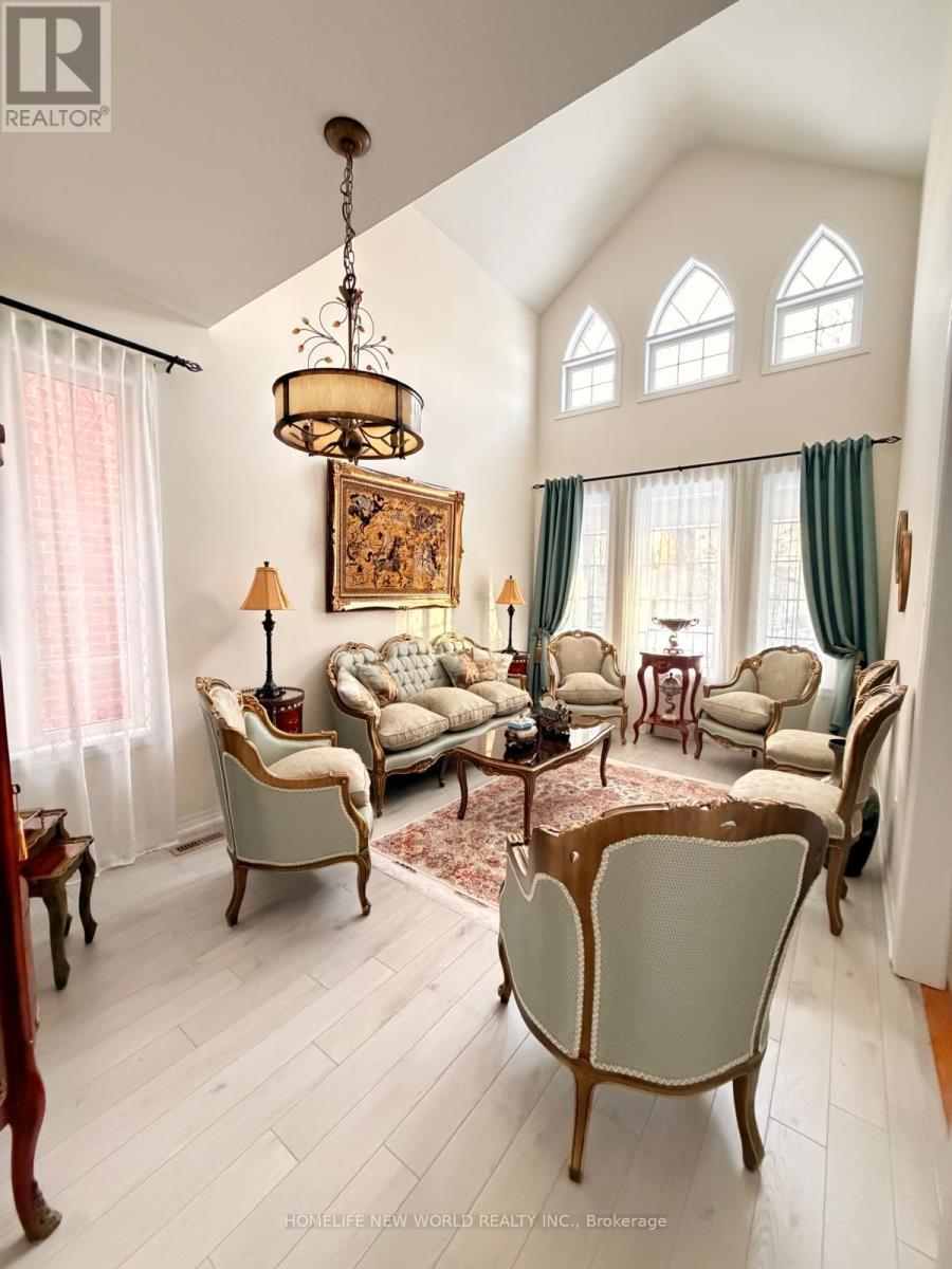 15 Hislop Drive, Markham, Ontario  L6B 0C6 - Photo 4 - N12868900