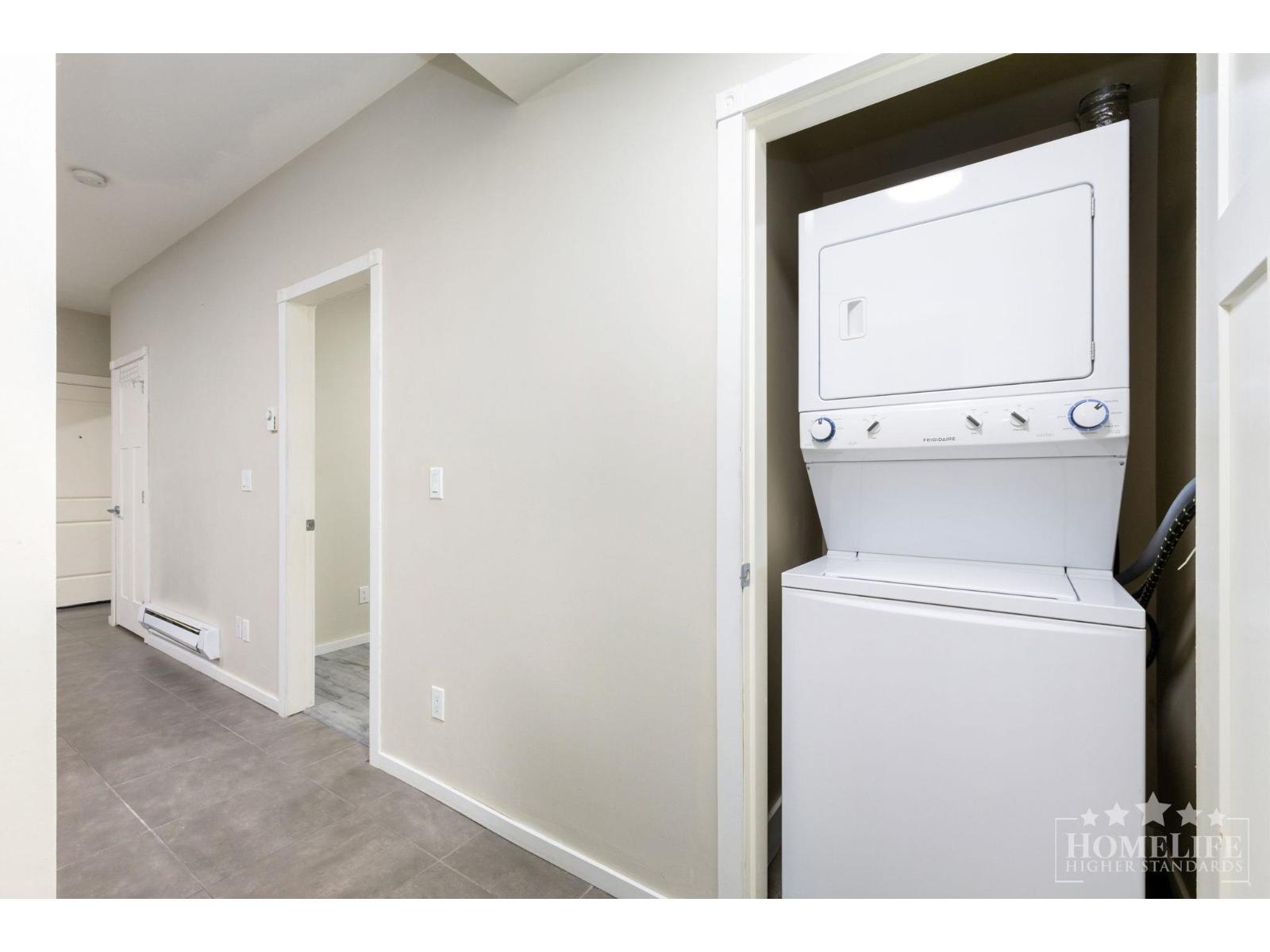 Basement 20955 80a Avenue, Langley, British Columbia  V2Y 0R3 - Photo 14 - R3098539