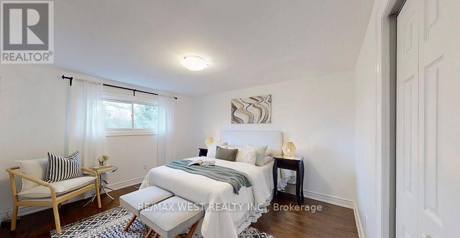 194 Sewell Drive, Oakville, Ontario  L6H 1E4 - Photo 15 - W12868884