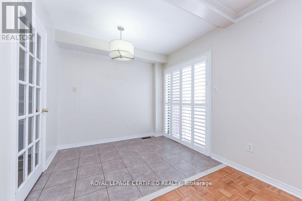 15 Tinsmith Street, Brampton, Ontario  L7A 1N3 - Photo 14 - W12868932