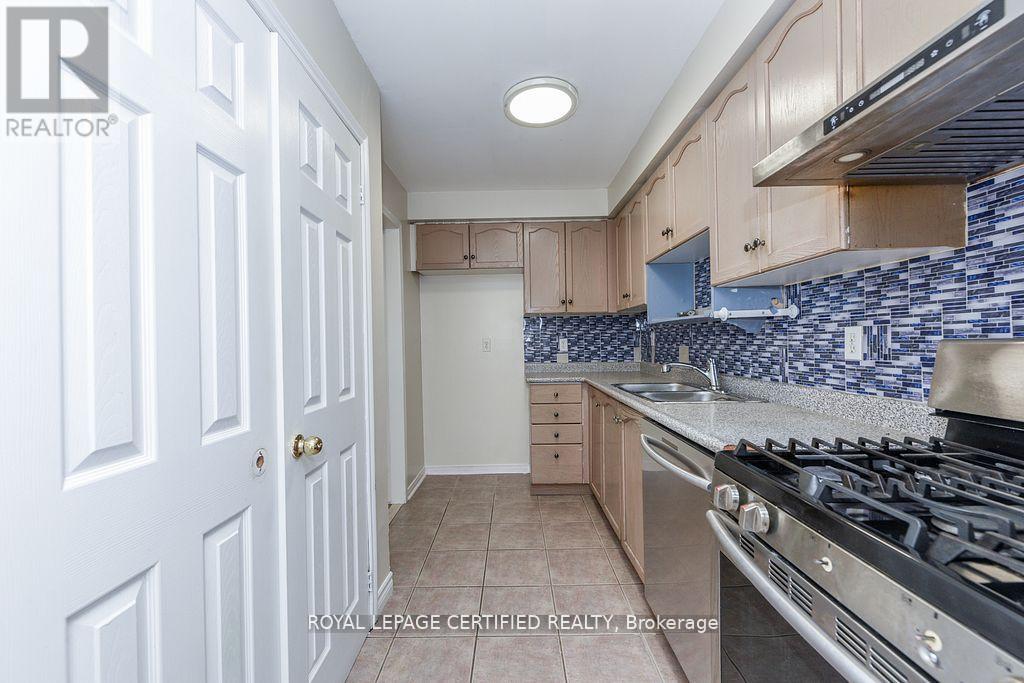 15 Tinsmith Street, Brampton, Ontario  L7A 1N3 - Photo 18 - W12868932