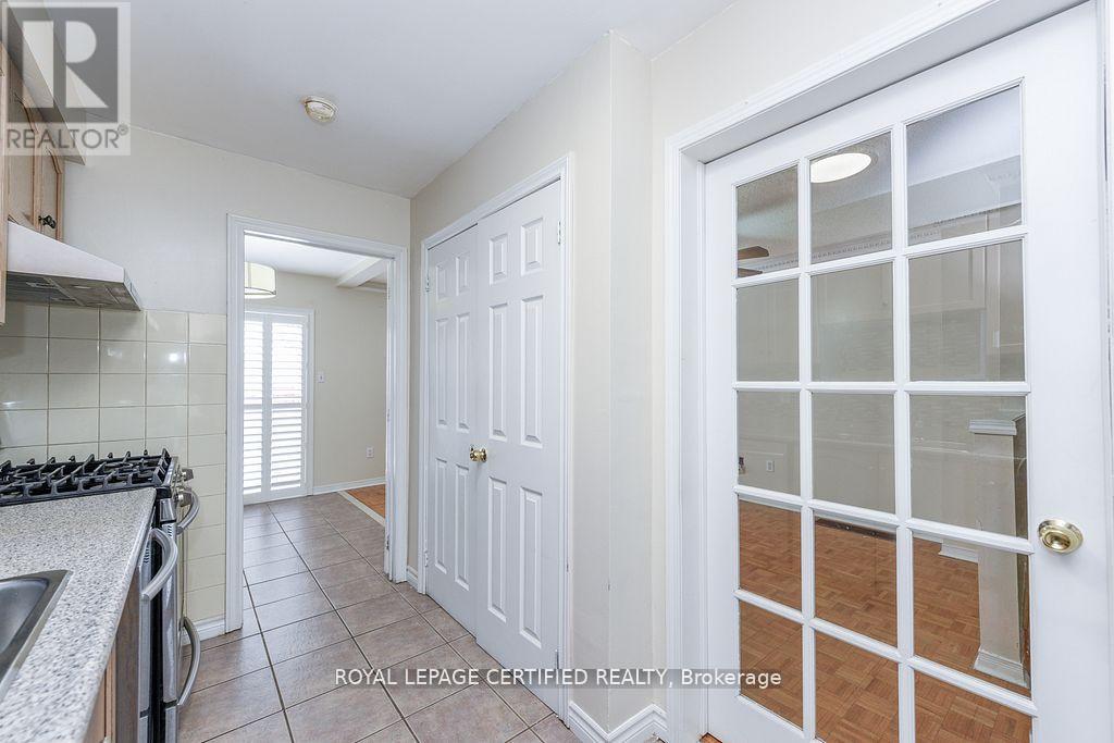 15 Tinsmith Street, Brampton, Ontario  L7A 1N3 - Photo 19 - W12868932