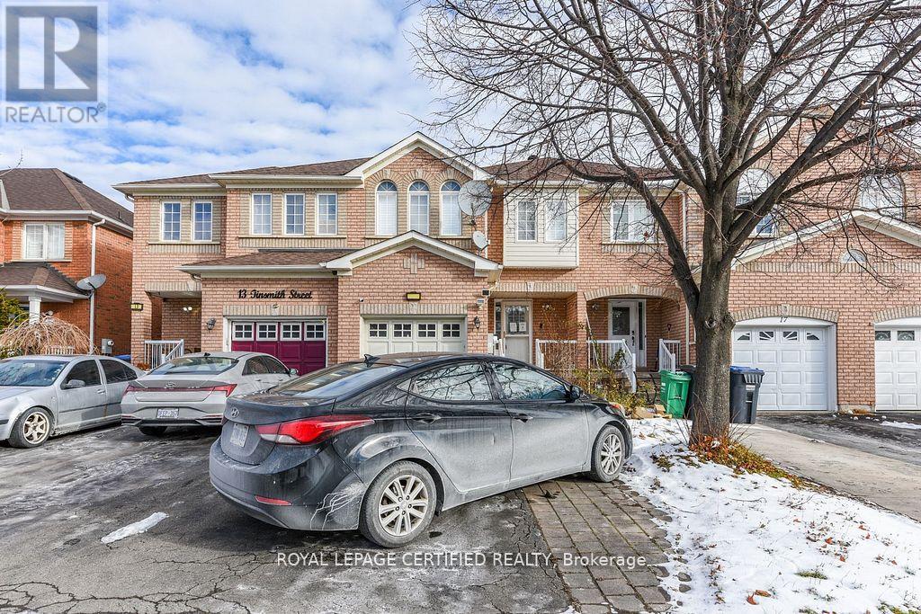 15 Tinsmith Street, Brampton, Ontario  L7A 1N3 - Photo 3 - W12868932