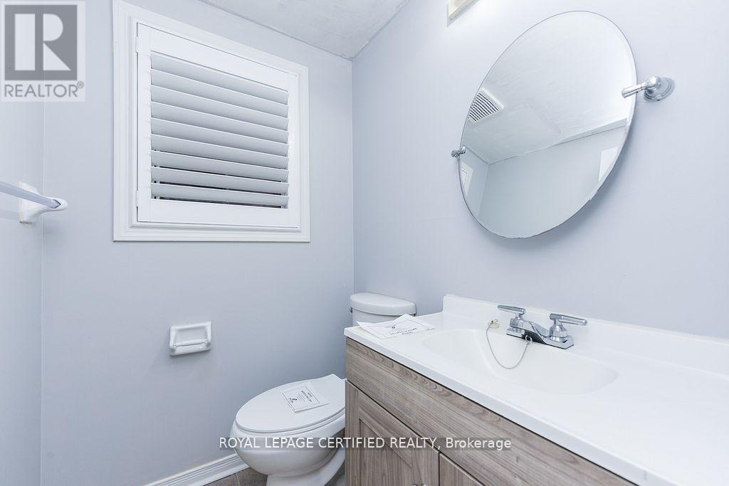 15 Tinsmith Street, Brampton, Ontario  L7A 1N3 - Photo 7 - W12868932