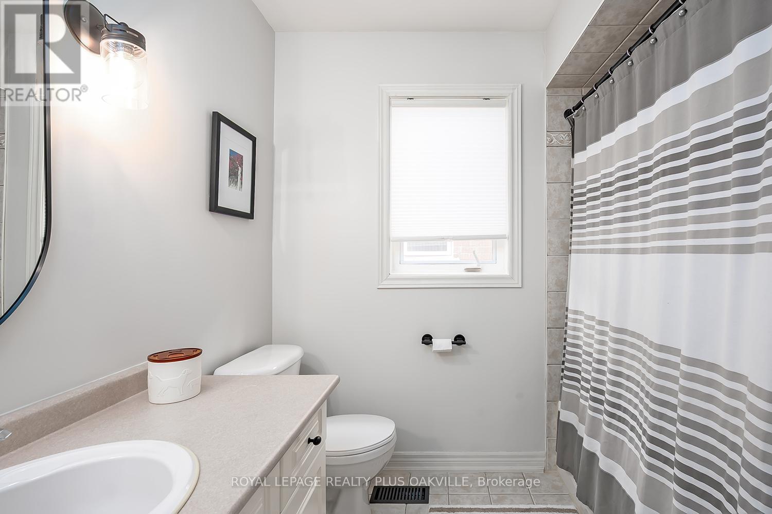 2083 Jaguar Lane, Oakville, Ontario  L6M 4R5 - Photo 37 - W12868950